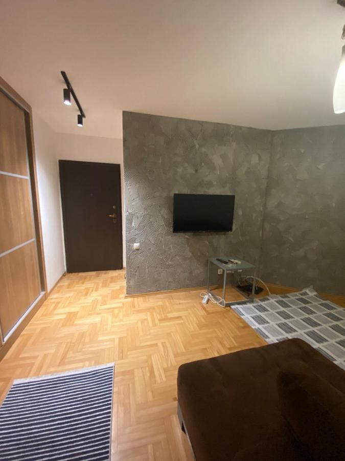My Place Priştine Dış mekan fotoğraf