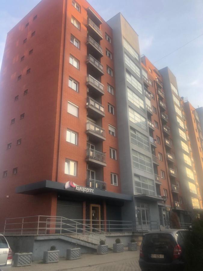 My Place Priştine Dış mekan fotoğraf