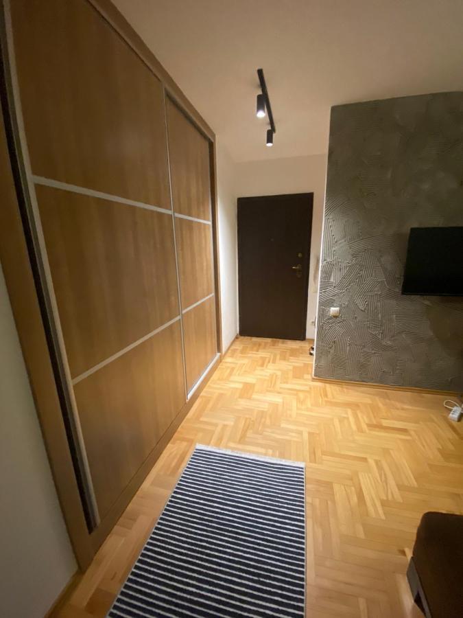 My Place Priştine Dış mekan fotoğraf